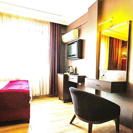 Atesde Dustu Salvara Ξενοδοχείο Κωνσταντινούπολη Εξωτερικό φωτογραφία