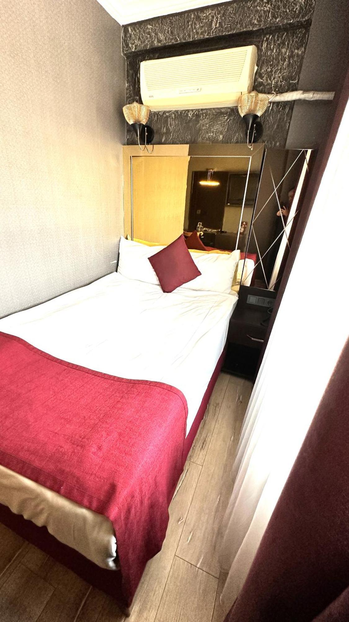 Atesde Dustu Salvara Ξενοδοχείο Κωνσταντινούπολη Εξωτερικό φωτογραφία